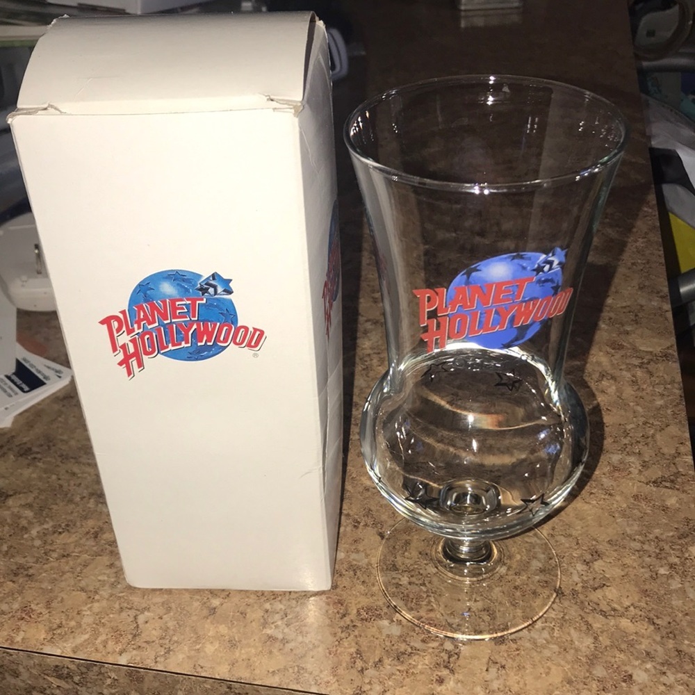 Planet Hollywood Hurricane Glass